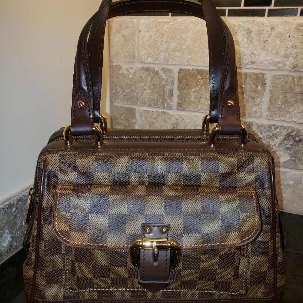 Stunning Vuitton Knightsbridge